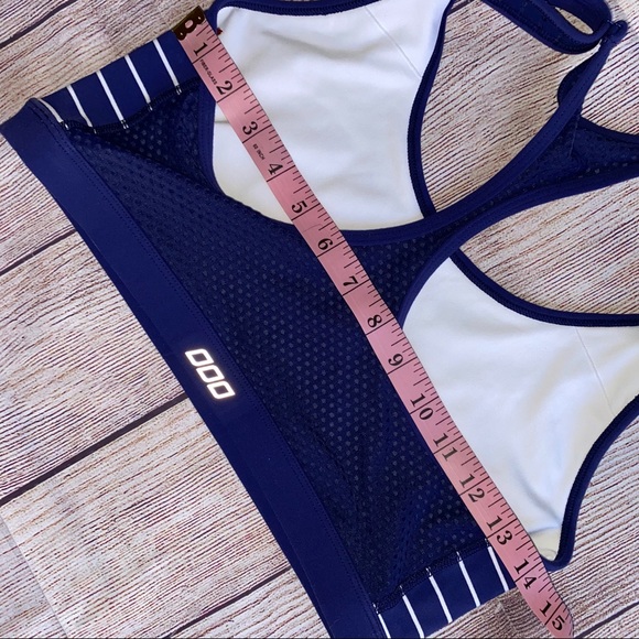 Lorna Jane Sports Bra Navy & White like new - Picture 8 of 8